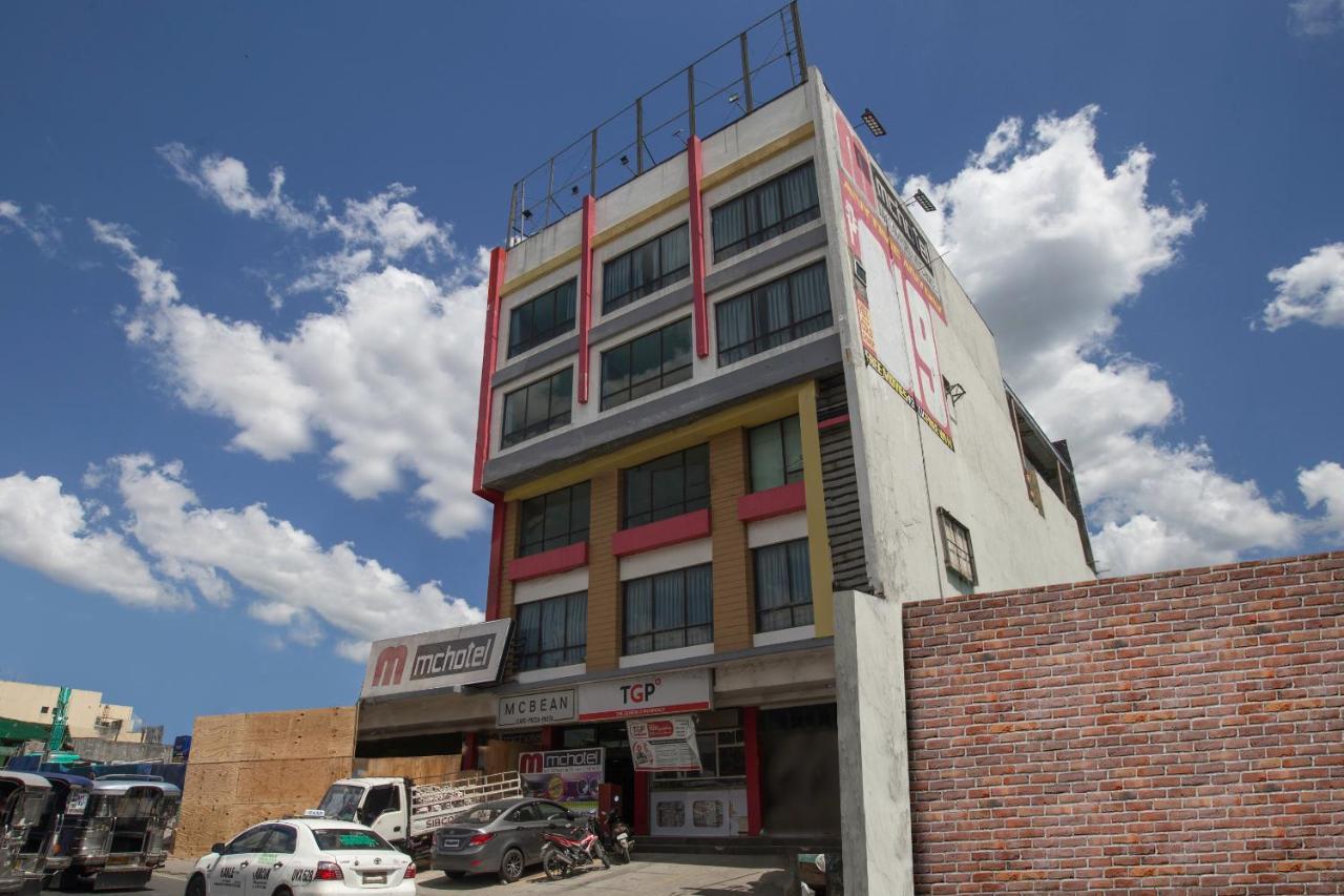 Oyo 666 Mc Hotel Fairview كويزون سيتي المظهر الخارجي الصورة