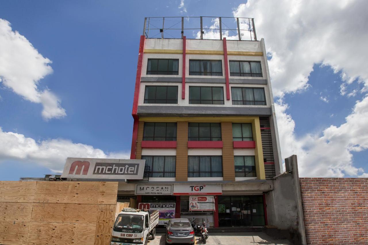 Oyo 666 Mc Hotel Fairview كويزون سيتي المظهر الخارجي الصورة