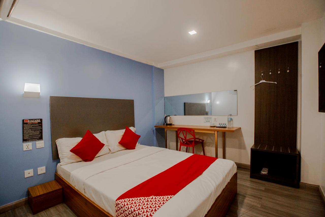 Oyo 666 Mc Hotel Fairview كويزون سيتي المظهر الخارجي الصورة